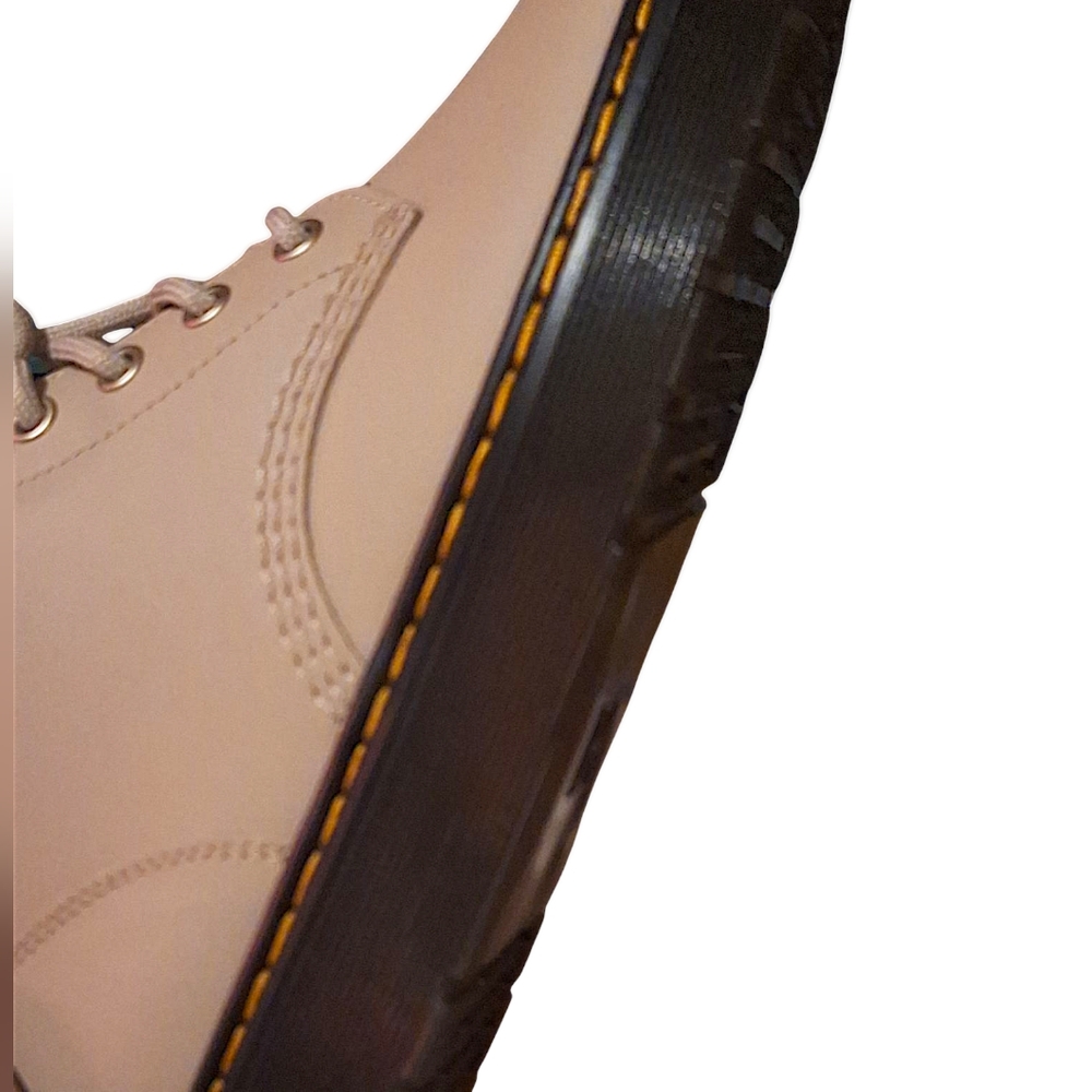 Dr. Martens Zavala Vintage Hydro LEATHER BOOTS- VINTAGE TAUPE NWT - Picture 7 of 11